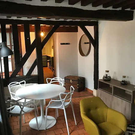 Houston A Apartment Honfleur
